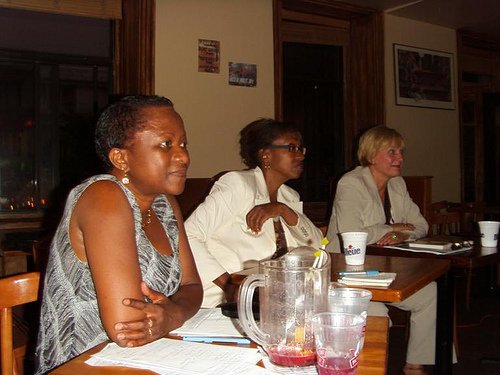 Édith Mukakayumba, Brenda Paris et Magda Popeanu